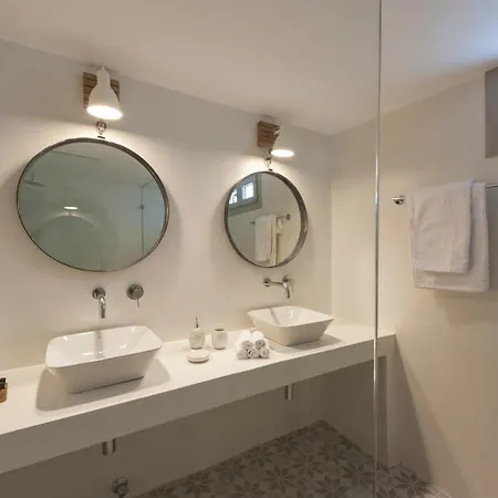 Villa Ninemia *